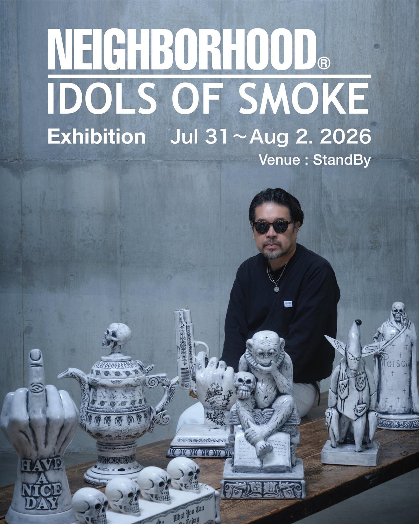 NEIGHBORHOOD、エキシビション「IDOLS OF SMOKE」を開催──FUTURAやDr. Wooとの陶器アートピースを展示販売